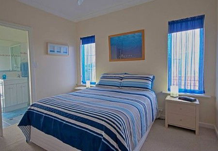Searenity Holiday Accommodation - New Castle Holiday 3