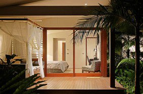 Barefoot At Broken Head - New Castle Holiday 2