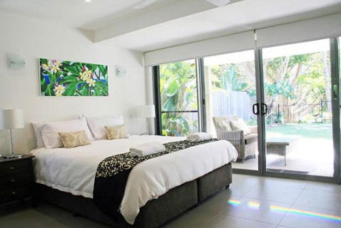 Echoes Beach House - New Castle Holiday 3