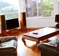 Rockinghorse Studios Resort - New Castle Holiday