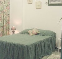 Frangipanni Bed and Breakfast - New Castle Holiday