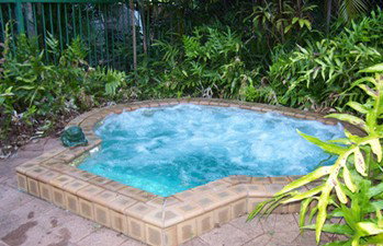 Frangipanni Bed And Breakfast - New Castle Holiday 1