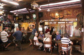 Bark Hut Inn - New Castle Holiday 1