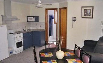 Port Vincent Holiday Cabins And Apartments - New Castle Holiday 1