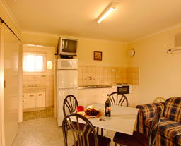 Victor Harbor Holiday And Cabin Park - New Castle Holiday 2