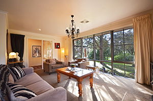 Adelaide Hills Retreats - Villa Lemoni - New Castle Holiday 3
