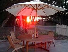 Summerhouse BnB - New Castle Holiday 3