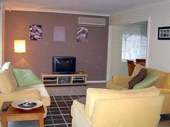 Summerhouse BnB - New Castle Holiday 4
