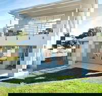 Coast  Vines  Moana Beach - New Castle Holiday