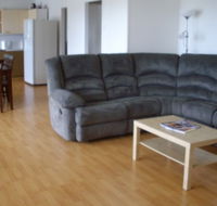 Riverfront Holiday House - New Castle Holiday