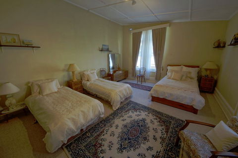 Myras Moonta Retreat - New Castle Holiday 1