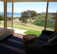 Snellings Beach House - New Castle Holiday