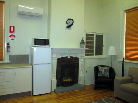 Clydesdale Cottage B&B - New Castle Holiday 2