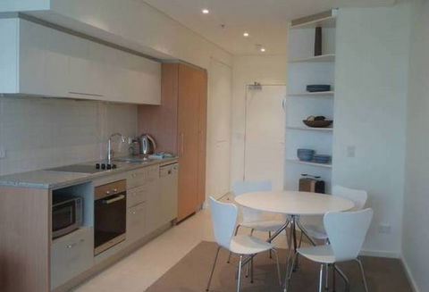 The Frontage - New Castle Holiday 7