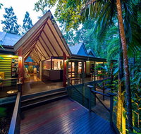 Silky Oaks Lodge and Healing Waters Spa - New Castle Holiday