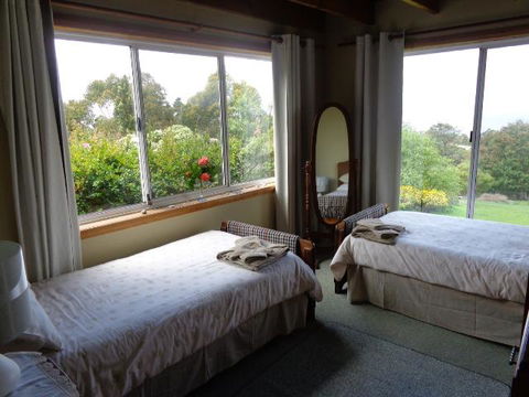 The Eagles View - New Castle Holiday 4