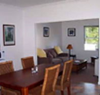 Giants' Table and Cottages - New Castle Holiday