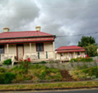 Tier View Twin Cottages - New Castle Holiday