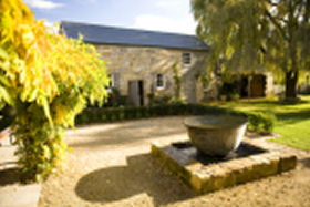 Red Feather Inn - The - New Castle Holiday 0