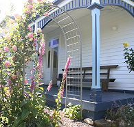 Devonport Bed  Breakfast - New Castle Holiday