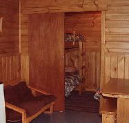 Wings Wildlife Park Accommodation - New Castle Holiday