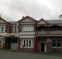 Lords Hotel - New Castle Holiday