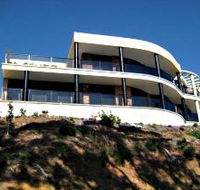 Sheer Pleasure Accommodation - New Castle Holiday