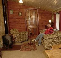 Colonial Cottages of Ross - Historic Hudson Cottage - New Castle Holiday