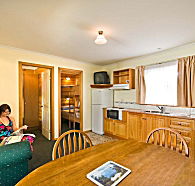 Leisureville Caravan Park - New Castle Holiday