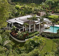 Rainforest Estate - New Castle Holiday