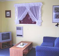 Westbury Brook Cottage - New Castle Holiday