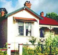 Duck House - The - New Castle Holiday