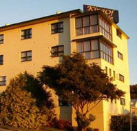 Menai Hotel - New Castle Holiday