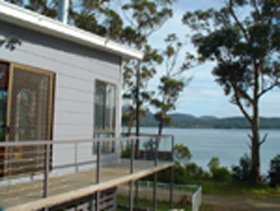 White Beach Cottage - New Castle Holiday 0