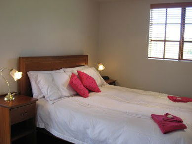 Amble Inn Cottage - New Castle Holiday 1