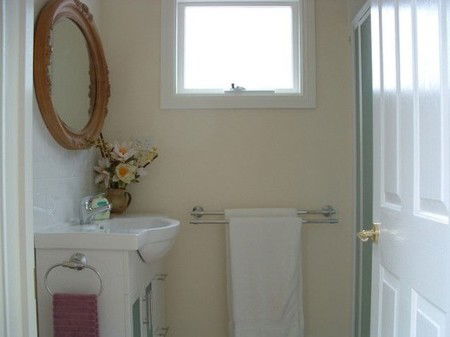 Huonville Guesthouse - New Castle Holiday 1