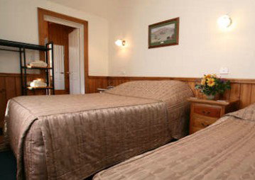 Richmond Barracks - New Castle Holiday 2