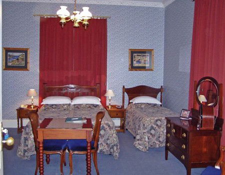 Glen Osborne House - New Castle Holiday 3