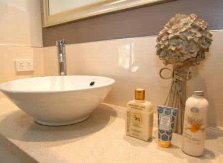 Topiary Haven - New Castle Holiday 2