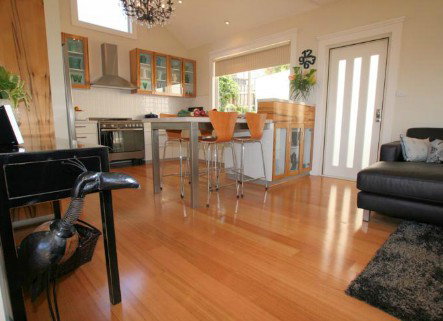 Topiary Haven - New Castle Holiday 5