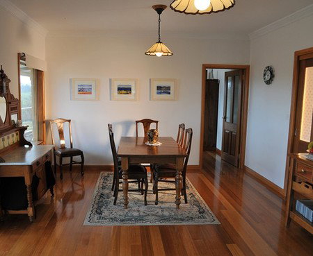 Manfield - New Castle Holiday 4