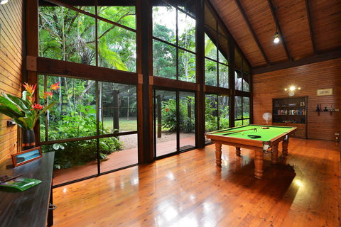 Wait A While Retreat - New Castle Holiday 9