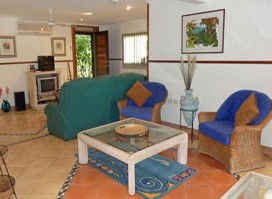 Moody Street Homestead - New Castle Holiday 2