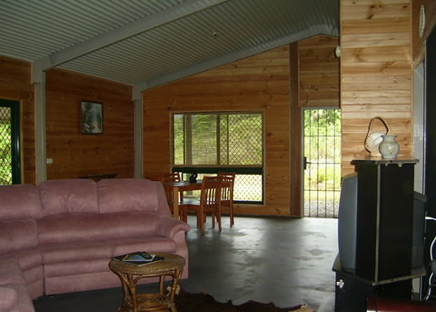 Daintree Mountain View Retreat And Vanilla Beans - New Castle Holiday 1