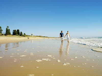 Element On Coolum Beach - New Castle Holiday 4