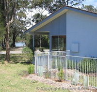 Berrara Beach Cottage - New Castle Holiday