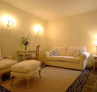 Montrose of Ballarat - Montrose Cottage - New Castle Holiday