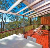 Eumarella Shores Noosa Lake Retreat - New Castle Holiday