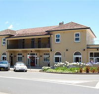 The Huskisson on Jervis Bay - New Castle Holiday