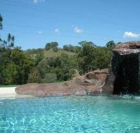 Amamoor Lodge - New Castle Holiday